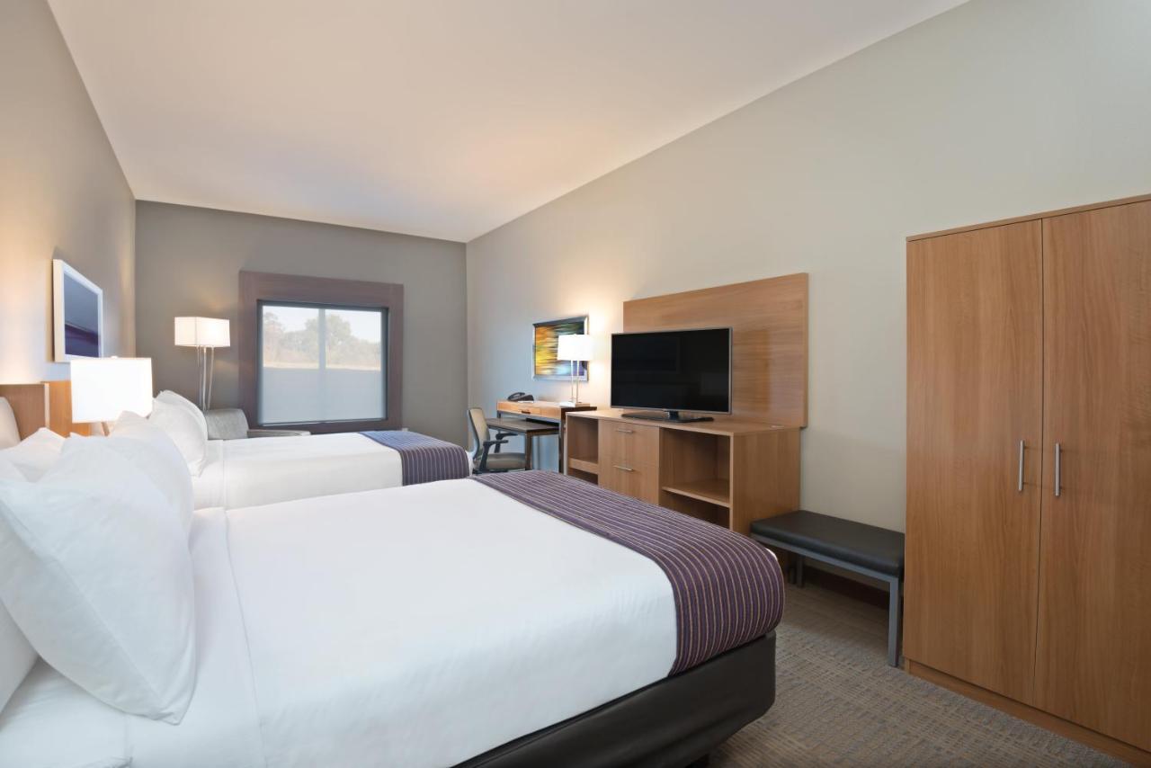 Holiday Inn Express Hotel & Suites Hot Springs By Ihg Екстериор снимка