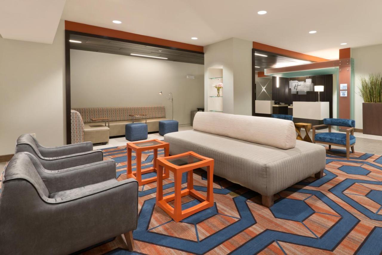 Holiday Inn Express Hotel & Suites Hot Springs By Ihg Екстериор снимка