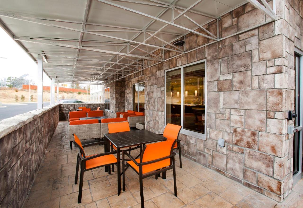 Holiday Inn Express Hotel & Suites Hot Springs By Ihg Екстериор снимка